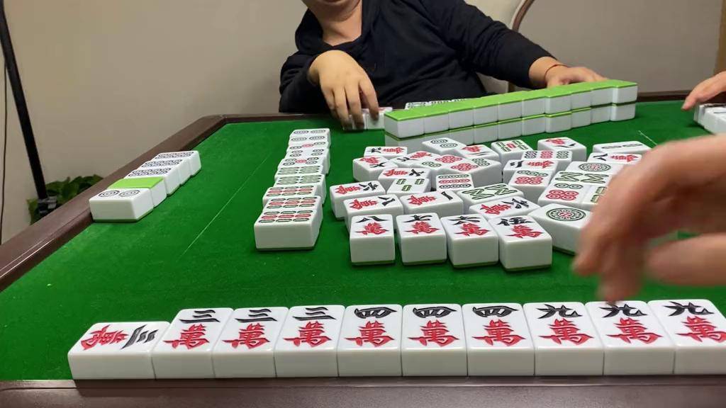 教程指点“爱来麻将有挂哪里有卖	”分享用挂教程-第2张图片