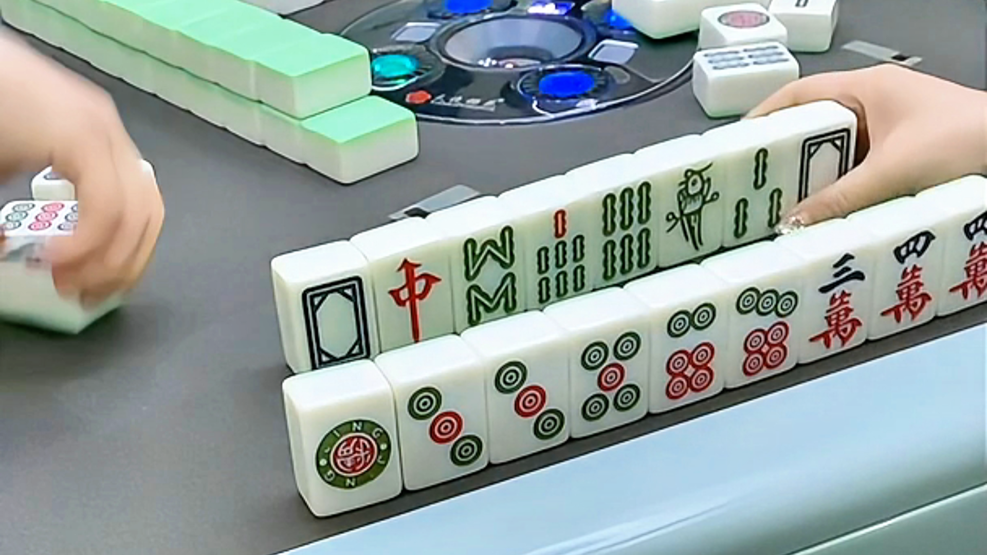 今日分享“牌友联盟有挂是真的吗”分享装挂详细步骤-第2张图片